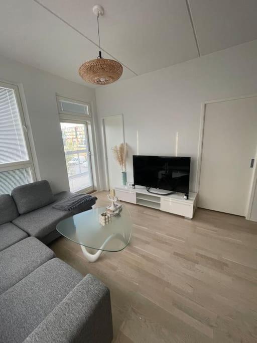 Location Courte Duree, Jolie Appartement Lumineux Vantaa Buitenkant foto